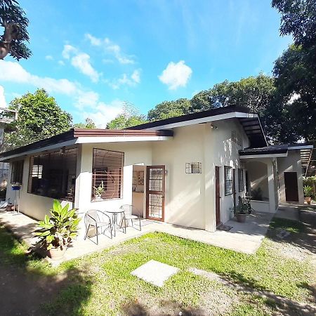 Ese House Hotel Dumaguete City Exterior photo
